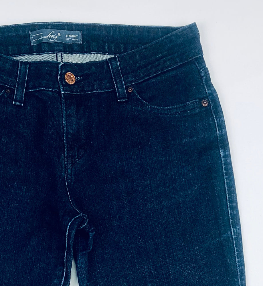Levi’s 552 Blue Straight Jeans